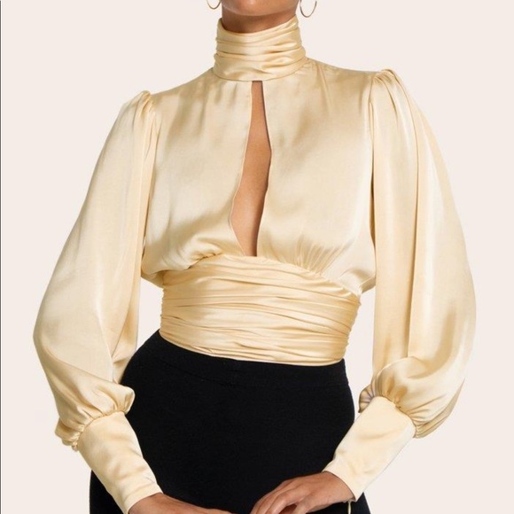 Gold top - Picture 3 of 5